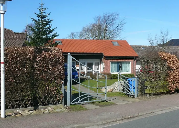 Semesterbostad Hack's Hus *